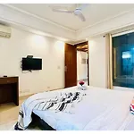 Bluo 3Bhk M Block Mkt - Lift, Balcony, Parking